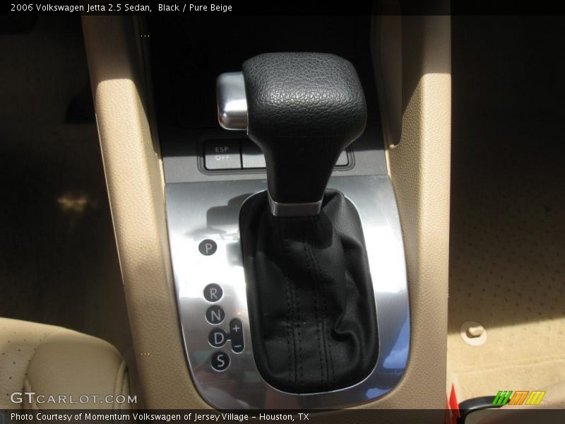 Black / Pure Beige 2006 Volkswagen Jetta 2.5 Sedan