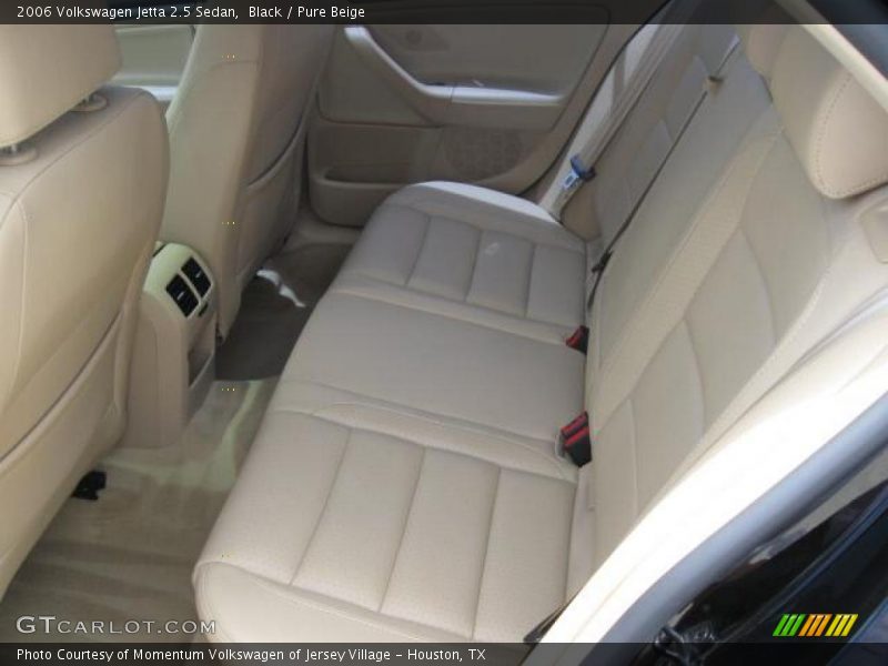 Black / Pure Beige 2006 Volkswagen Jetta 2.5 Sedan