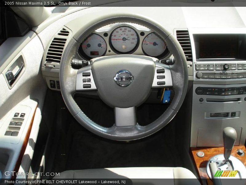 Onyx Black / Frost 2005 Nissan Maxima 3.5 SL