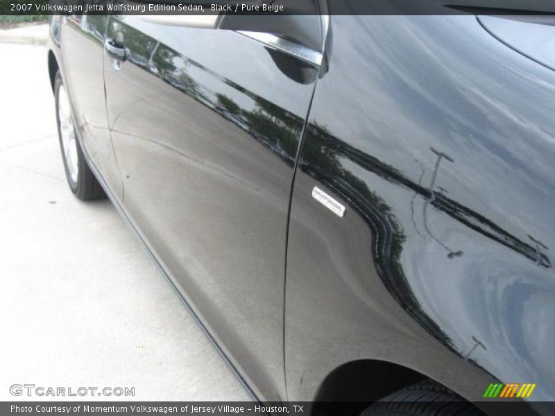 Black / Pure Beige 2007 Volkswagen Jetta Wolfsburg Edition Sedan