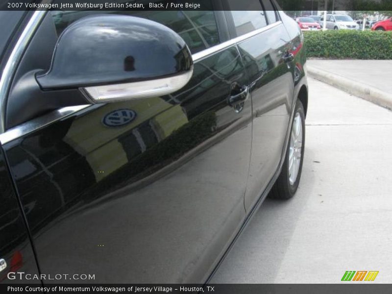 Black / Pure Beige 2007 Volkswagen Jetta Wolfsburg Edition Sedan