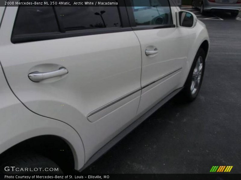 Arctic White / Macadamia 2008 Mercedes-Benz ML 350 4Matic