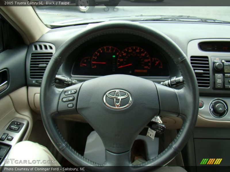Black / Taupe 2005 Toyota Camry SE
