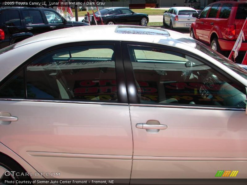 Lunar Mist Metallic / Dark Gray 2005 Toyota Camry LE