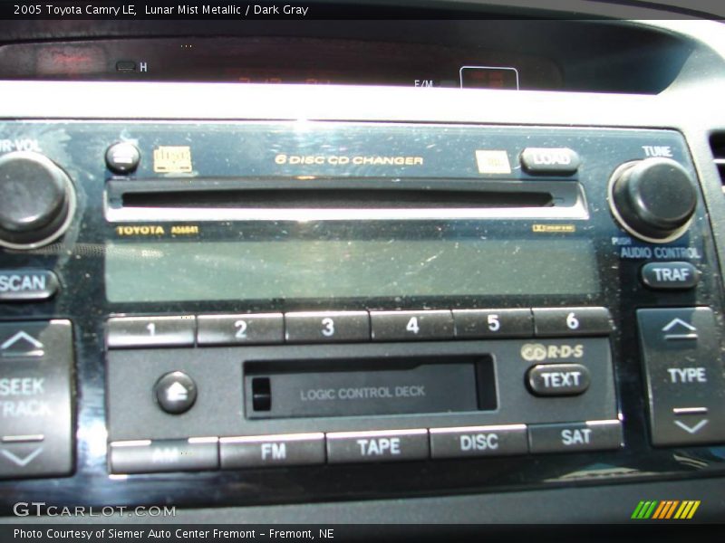 Lunar Mist Metallic / Dark Gray 2005 Toyota Camry LE