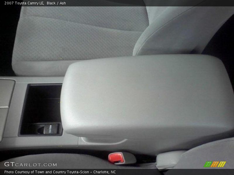 Black / Ash 2007 Toyota Camry LE
