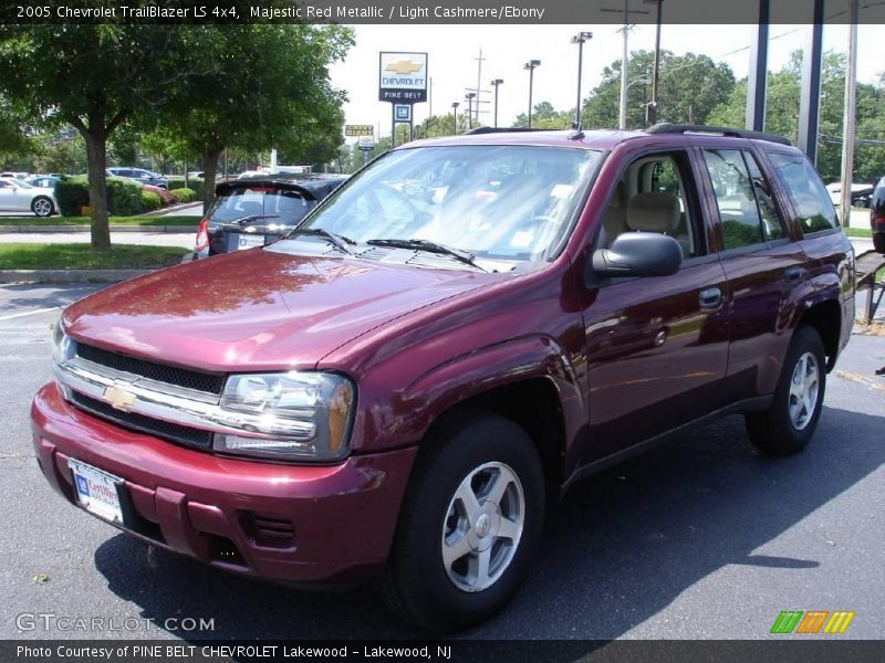 Majestic Red Metallic / Light Cashmere/Ebony 2005 Chevrolet TrailBlazer LS 4x4