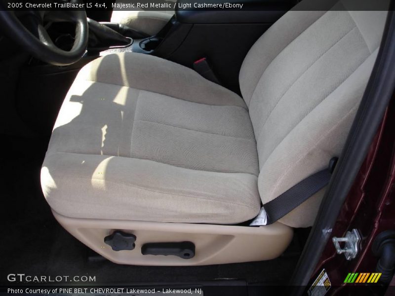 Majestic Red Metallic / Light Cashmere/Ebony 2005 Chevrolet TrailBlazer LS 4x4