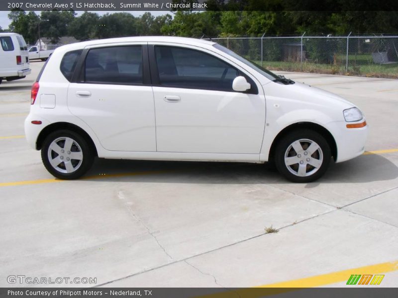 Summit White / Charcoal Black 2007 Chevrolet Aveo 5 LS Hatchback