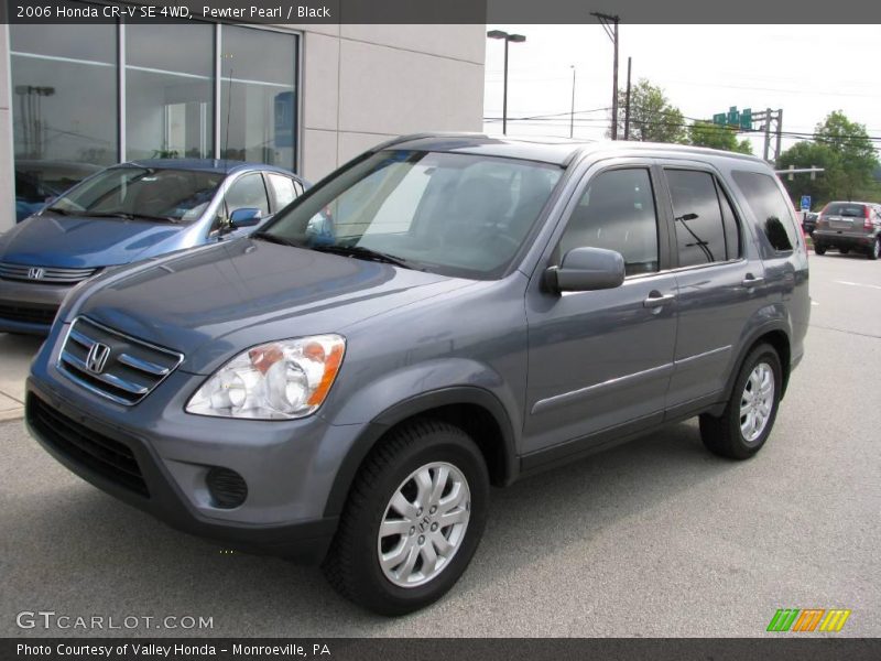 Pewter Pearl / Black 2006 Honda CR-V SE 4WD