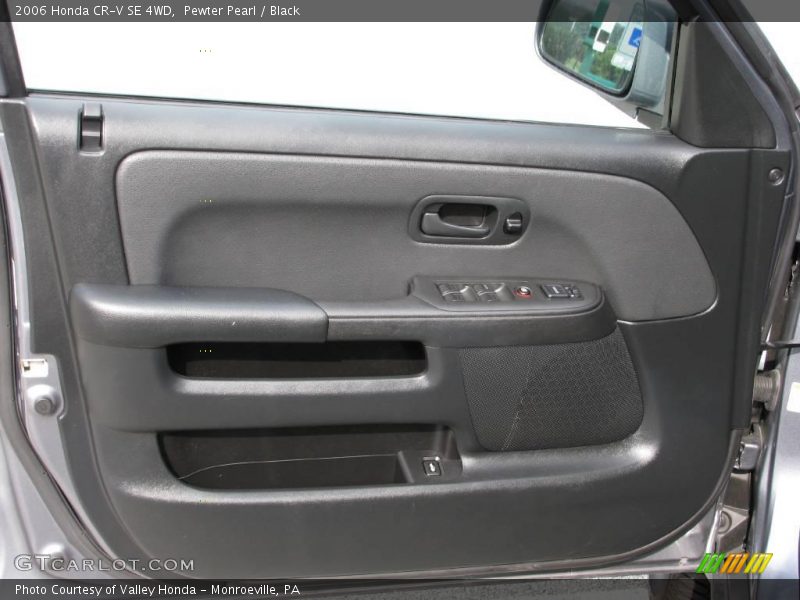Pewter Pearl / Black 2006 Honda CR-V SE 4WD