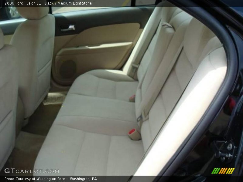 Black / Medium Light Stone 2006 Ford Fusion SE