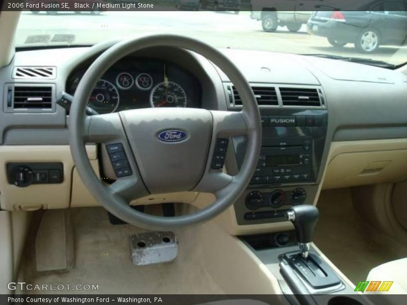 Black / Medium Light Stone 2006 Ford Fusion SE