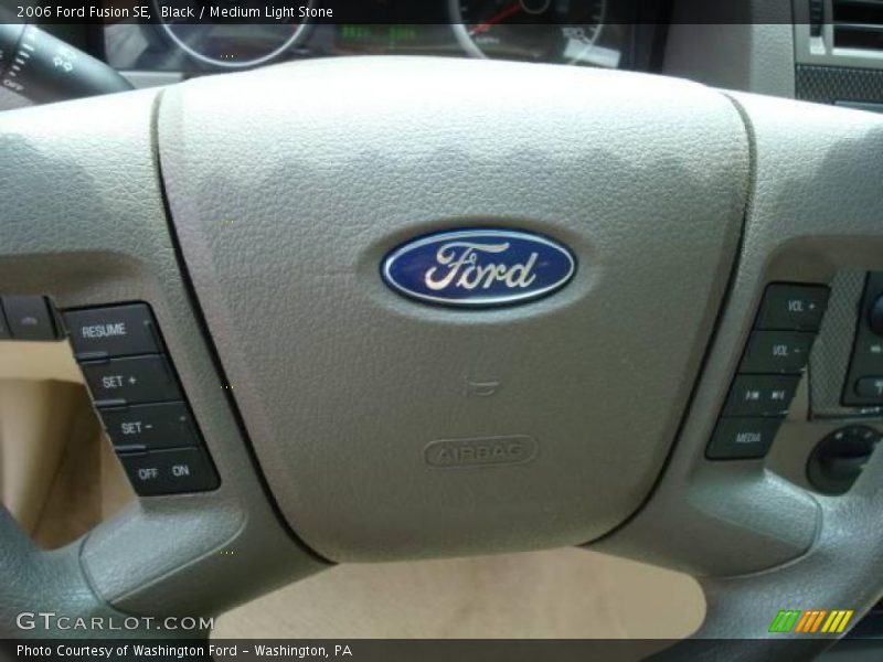 Black / Medium Light Stone 2006 Ford Fusion SE