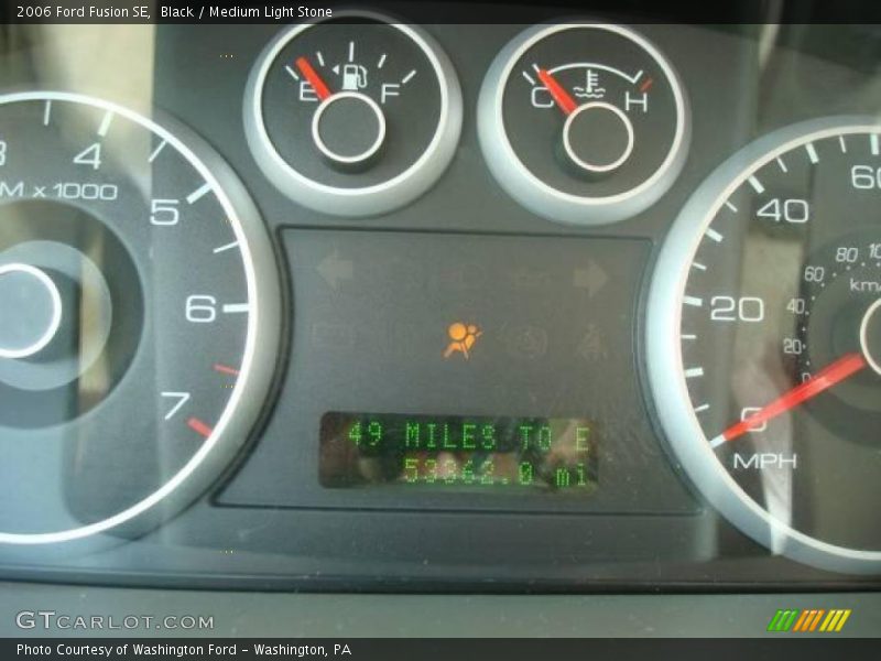 Black / Medium Light Stone 2006 Ford Fusion SE
