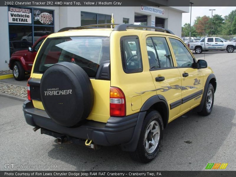 Yellow / Medium Gray 2002 Chevrolet Tracker ZR2 4WD Hard Top