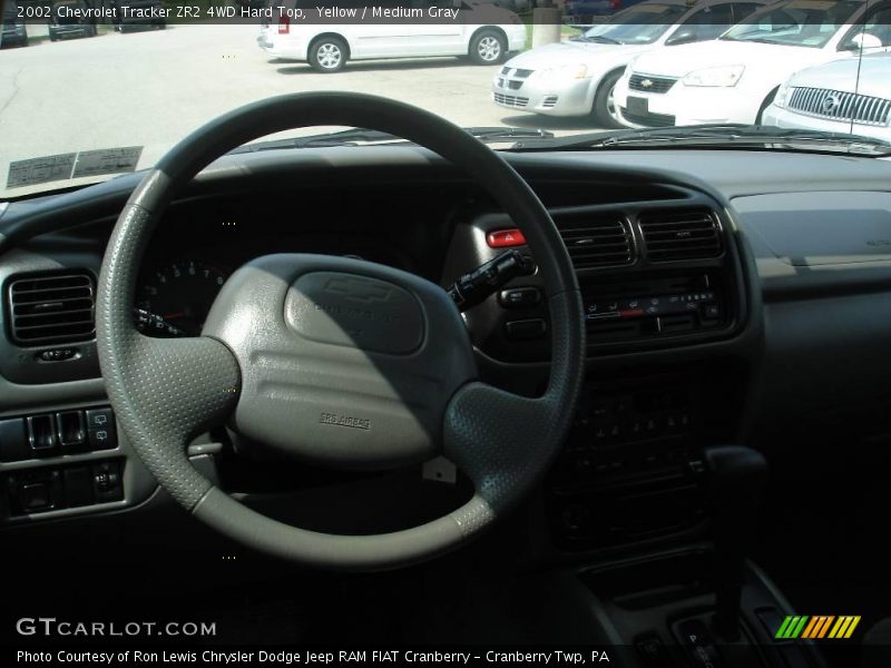 Yellow / Medium Gray 2002 Chevrolet Tracker ZR2 4WD Hard Top