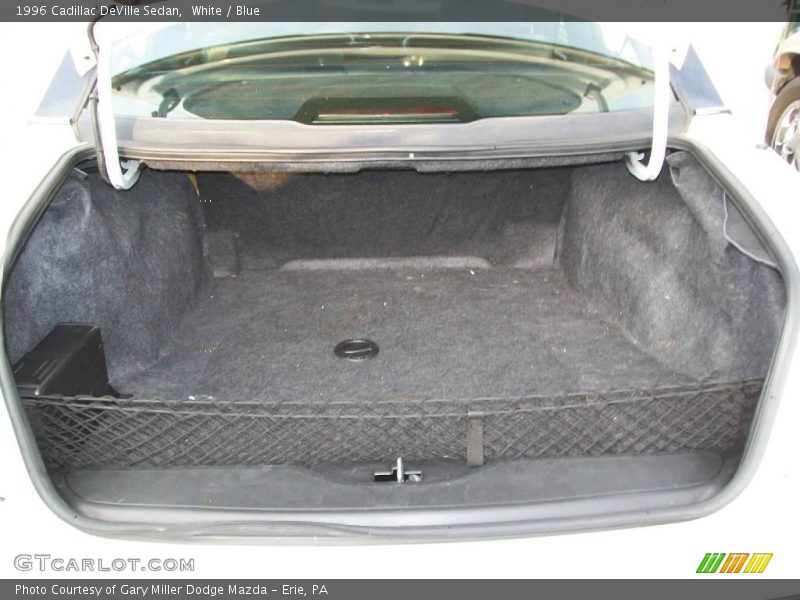 White / Blue 1996 Cadillac DeVille Sedan