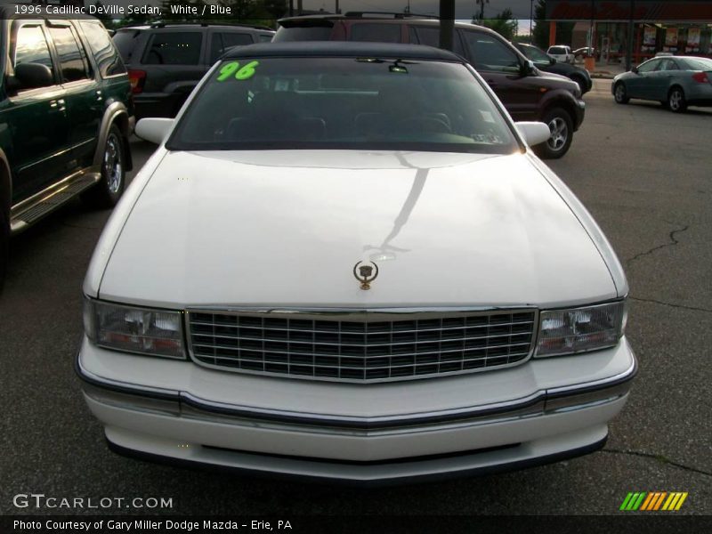 White / Blue 1996 Cadillac DeVille Sedan