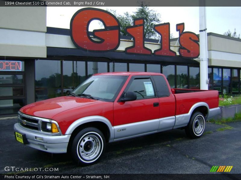Bright Red / Gray 1994 Chevrolet S10 LS Extended Cab