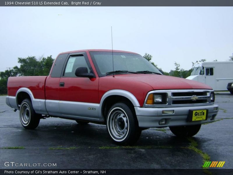 Bright Red / Gray 1994 Chevrolet S10 LS Extended Cab
