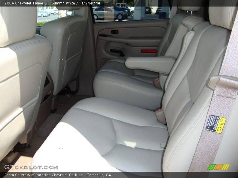 Summit White / Tan/Neutral 2004 Chevrolet Tahoe LT