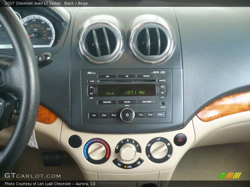 Black / Beige 2007 Chevrolet Aveo LT Sedan