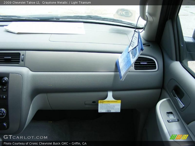 Graystone Metallic / Light Titanium 2009 Chevrolet Tahoe LS