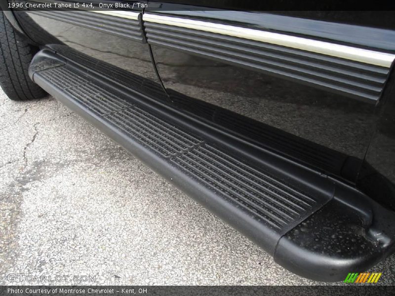 Onyx Black / Tan 1996 Chevrolet Tahoe LS 4x4