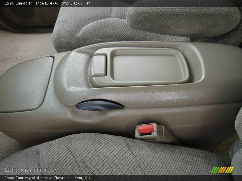 Onyx Black / Tan 1996 Chevrolet Tahoe LS 4x4