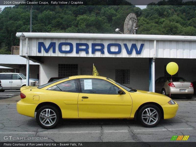 Rally Yellow / Graphite 2004 Chevrolet Cavalier Coupe