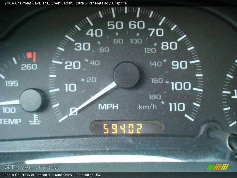 Ultra Silver Metallic / Graphite 2004 Chevrolet Cavalier LS Sport Sedan