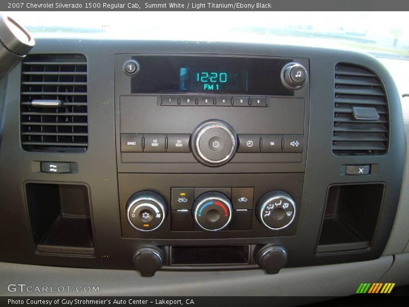 Summit White / Light Titanium/Ebony Black 2007 Chevrolet Silverado 1500 Regular Cab