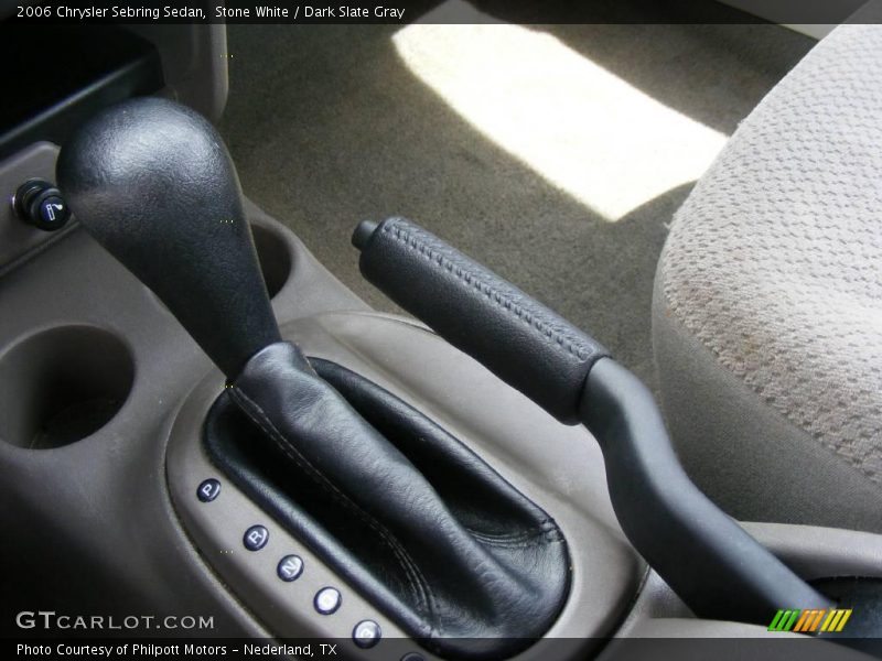 Stone White / Dark Slate Gray 2006 Chrysler Sebring Sedan