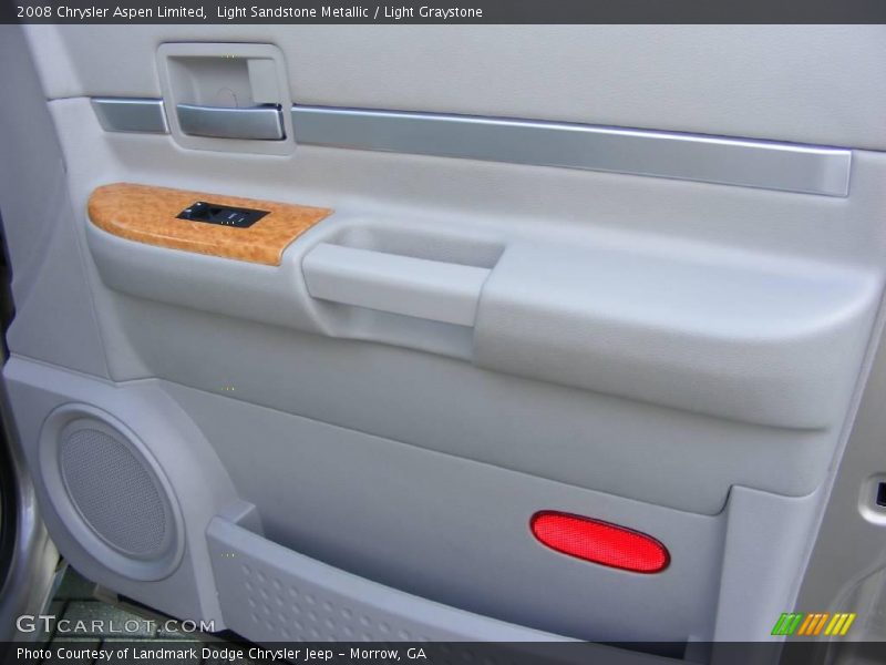 Light Sandstone Metallic / Light Graystone 2008 Chrysler Aspen Limited