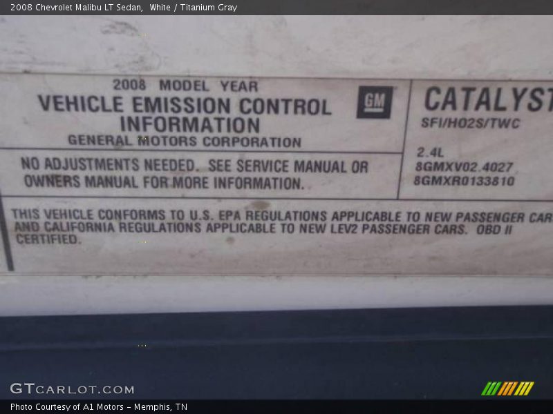 White / Titanium Gray 2008 Chevrolet Malibu LT Sedan