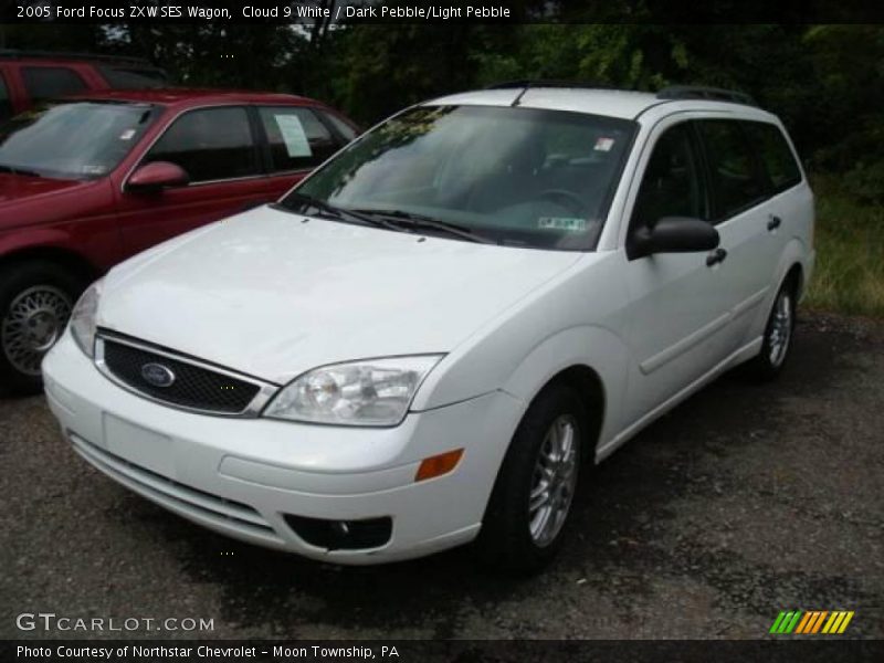 Cloud 9 White / Dark Pebble/Light Pebble 2005 Ford Focus ZXW SES Wagon