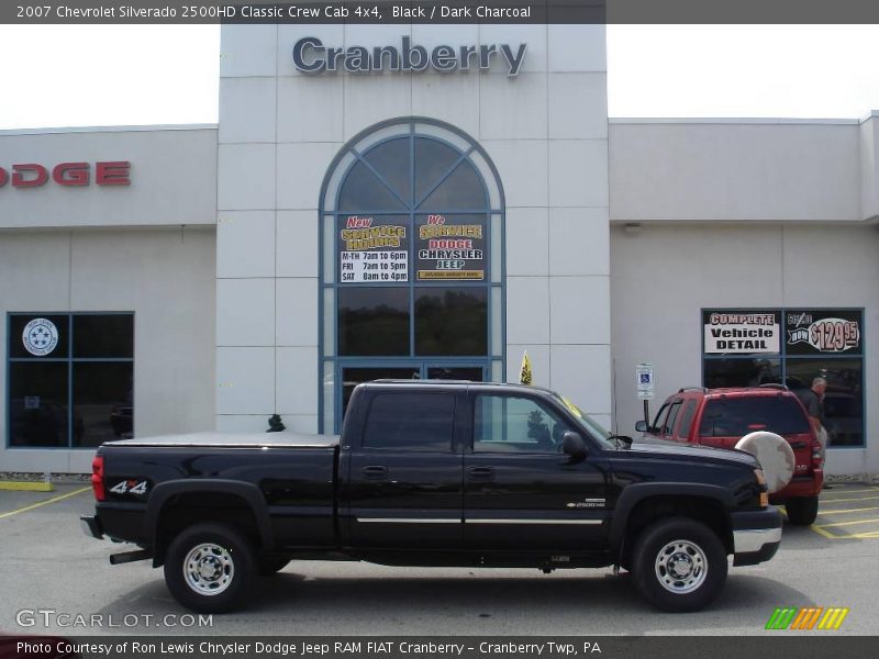 Black / Dark Charcoal 2007 Chevrolet Silverado 2500HD Classic Crew Cab 4x4