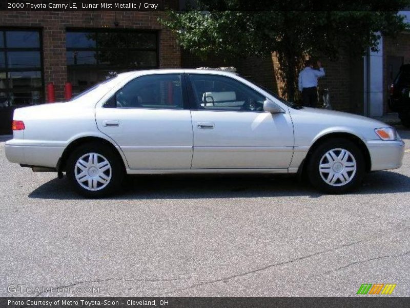 Lunar Mist Metallic / Gray 2000 Toyota Camry LE