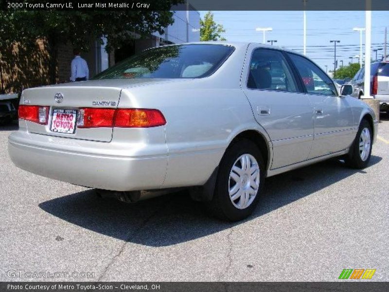 Lunar Mist Metallic / Gray 2000 Toyota Camry LE