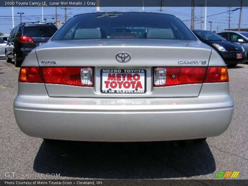 Lunar Mist Metallic / Gray 2000 Toyota Camry LE