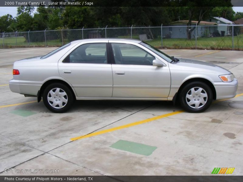 Lunar Mist Metallic / Sage 2000 Toyota Camry LE