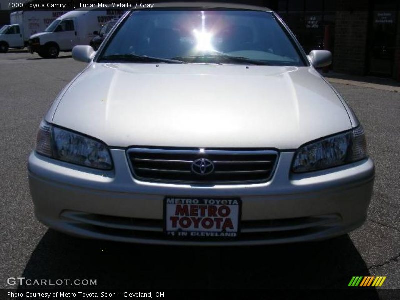 Lunar Mist Metallic / Gray 2000 Toyota Camry LE