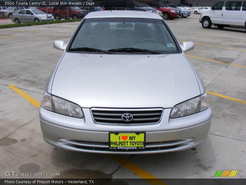 Lunar Mist Metallic / Sage 2000 Toyota Camry LE