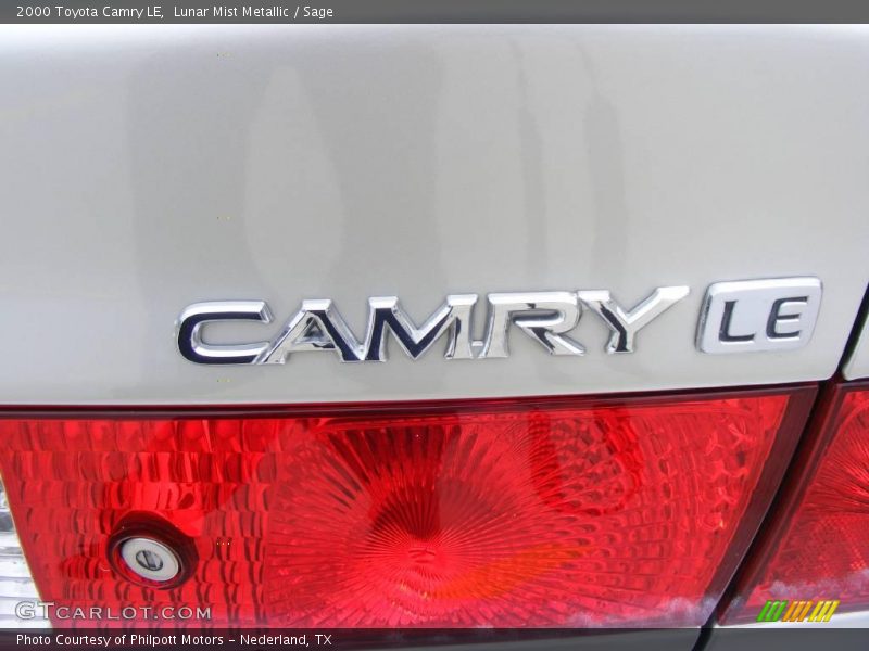 Lunar Mist Metallic / Sage 2000 Toyota Camry LE