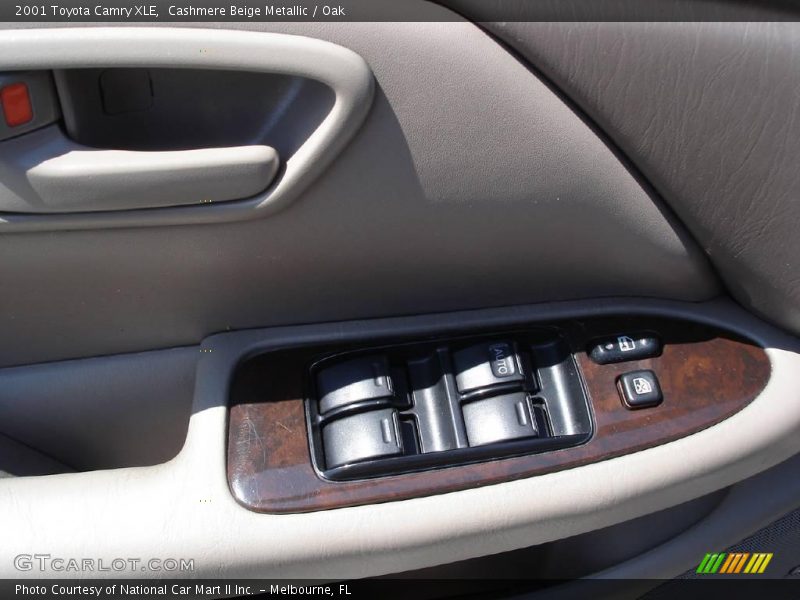 Cashmere Beige Metallic / Oak 2001 Toyota Camry XLE