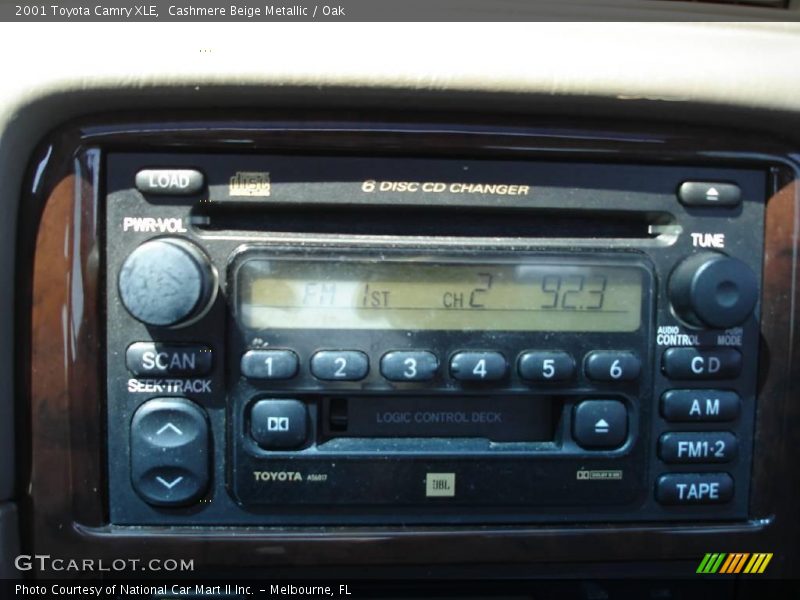 Cashmere Beige Metallic / Oak 2001 Toyota Camry XLE