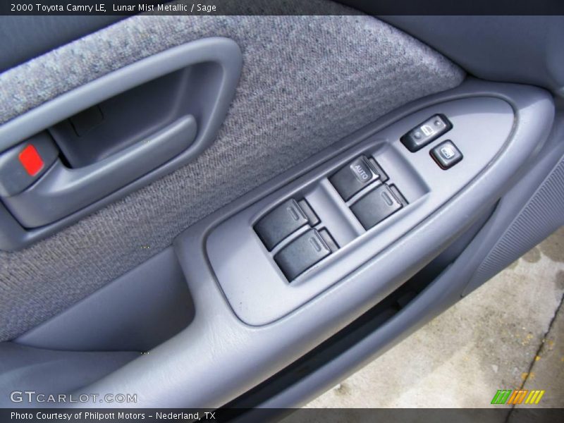 Lunar Mist Metallic / Sage 2000 Toyota Camry LE