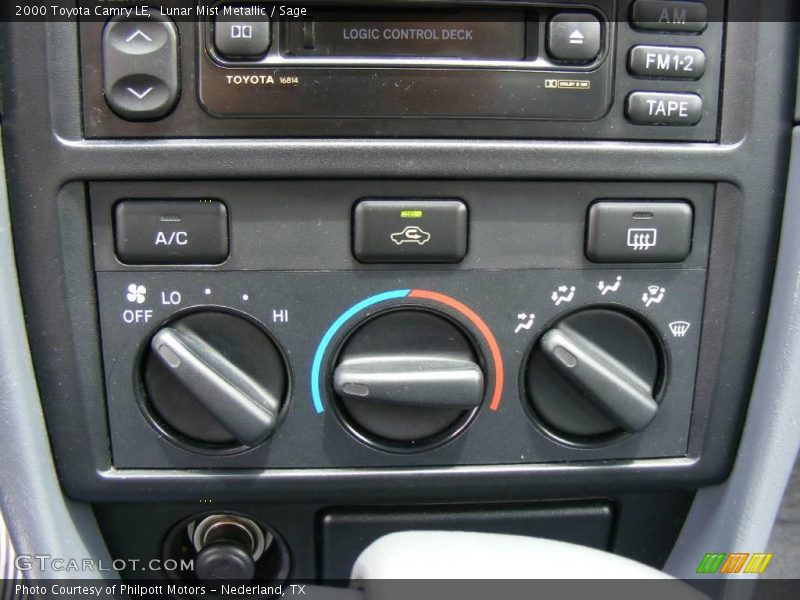 Lunar Mist Metallic / Sage 2000 Toyota Camry LE
