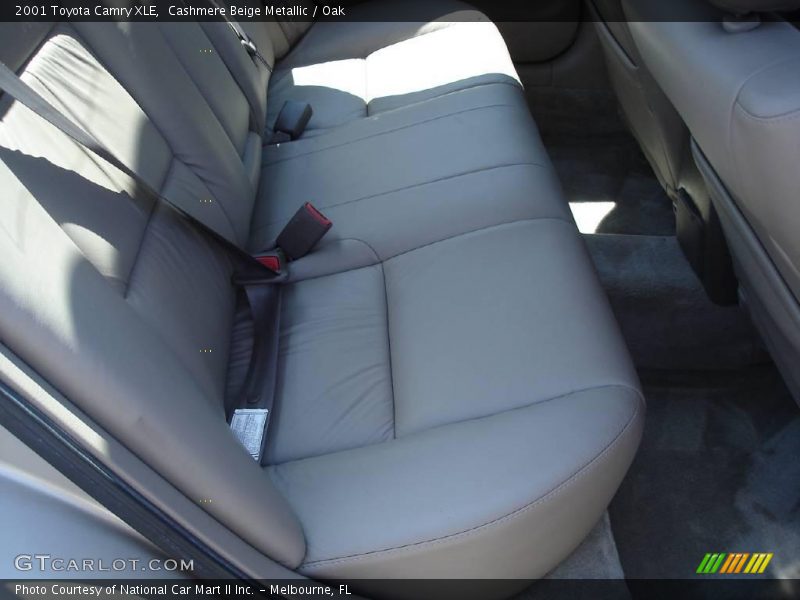 Cashmere Beige Metallic / Oak 2001 Toyota Camry XLE